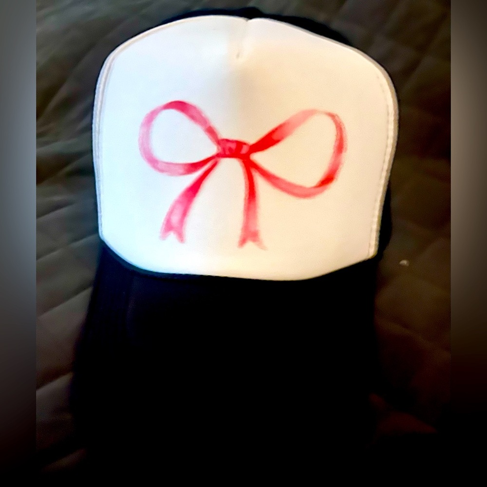 Ribbon / bow trucker hat *NEW